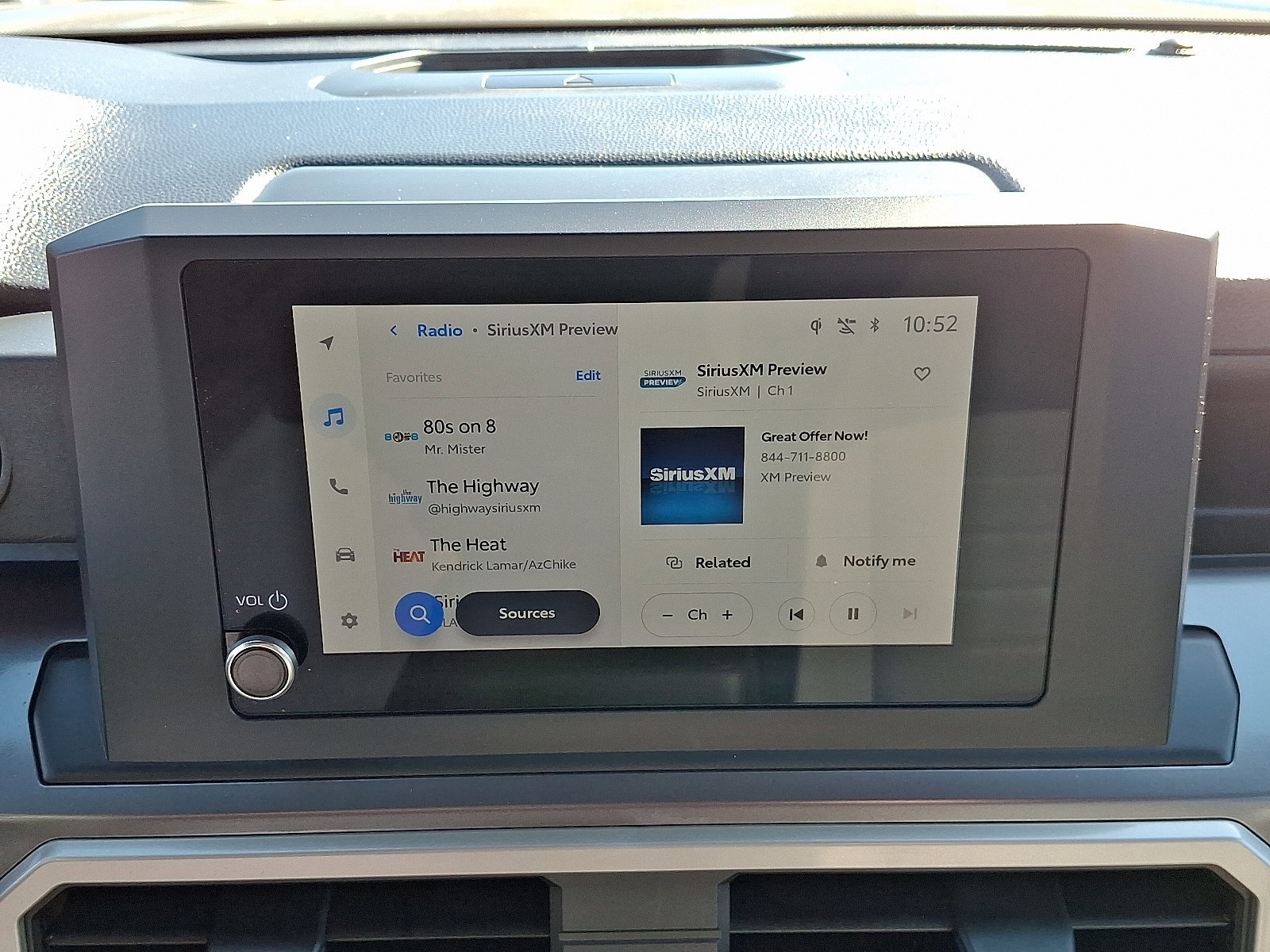 Used 2025 Toyota Tacoma TRD Off-Road image 16