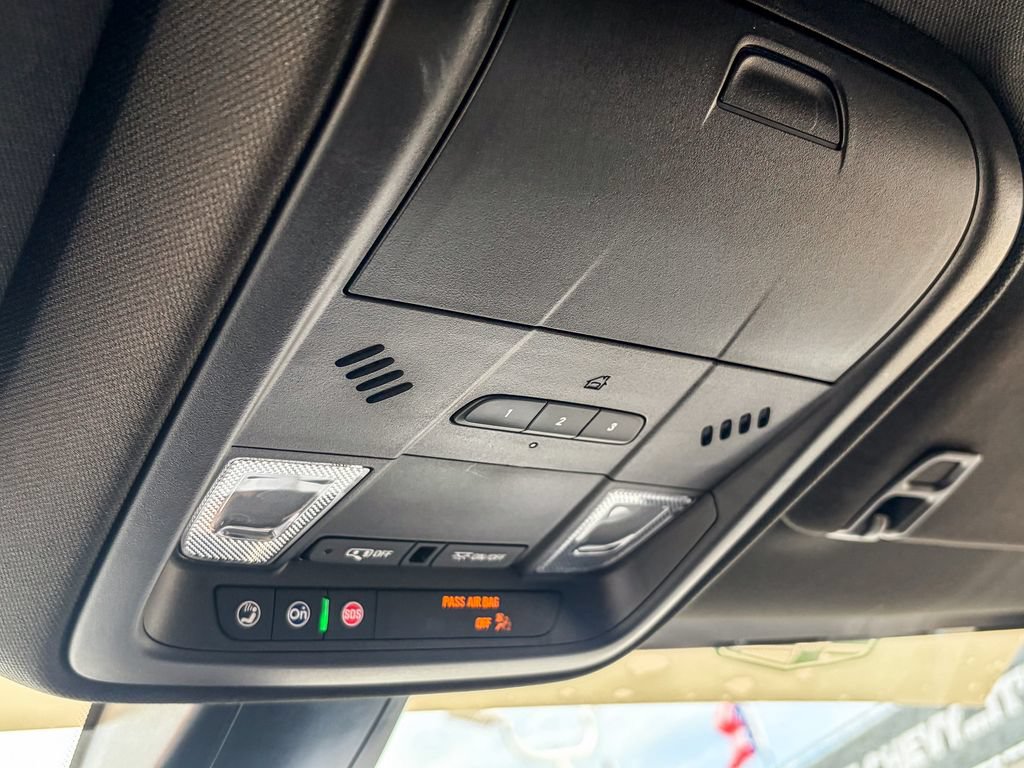 Certified 2023 Cadillac XT5 Luxury w/ LPO, Floor Liner Package FWD image 28