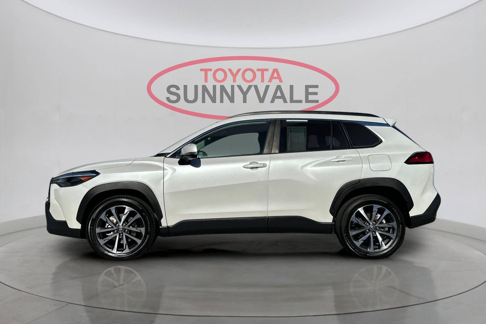 Certified 2022 Toyota Corolla Cross XLE AWD/4WD image 7