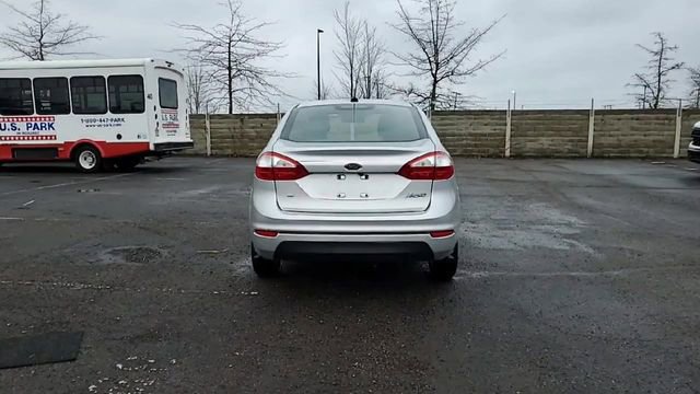 Used 2018 Ford Fiesta SE image 7