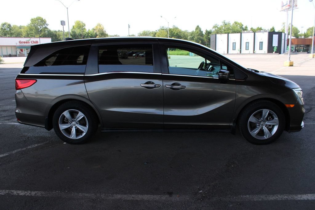 Used 2018 Honda Odyssey EX image 5