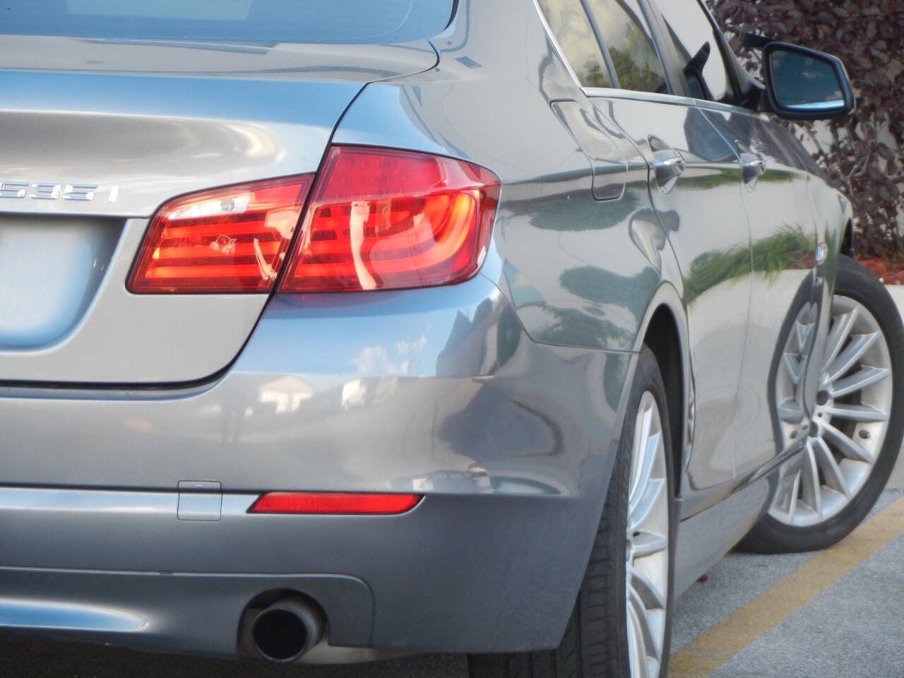 Used 2011 BMW 535i xDrive Sedan AWD/4WD image 18