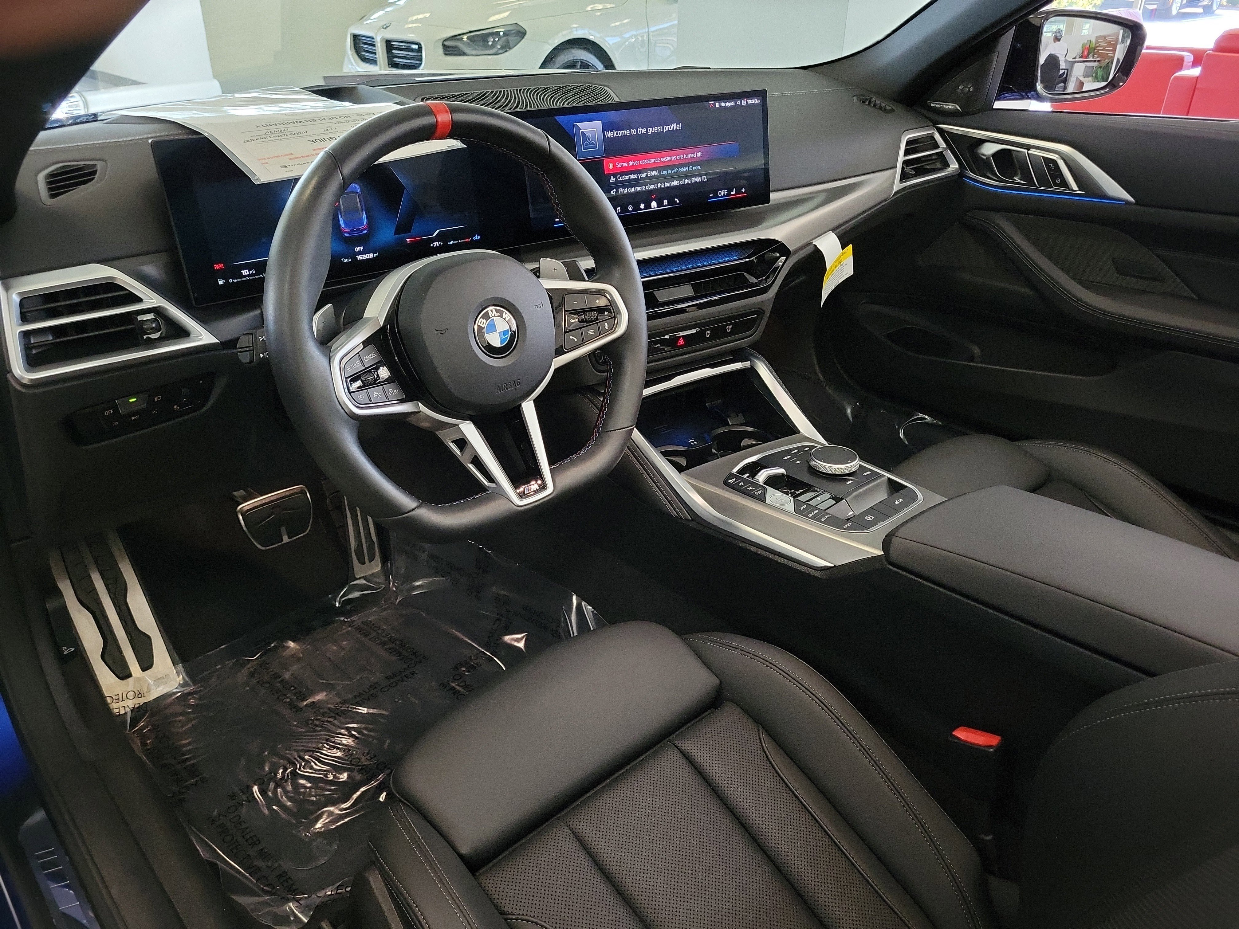 Used 2025 BMW M440i Convertible image 21