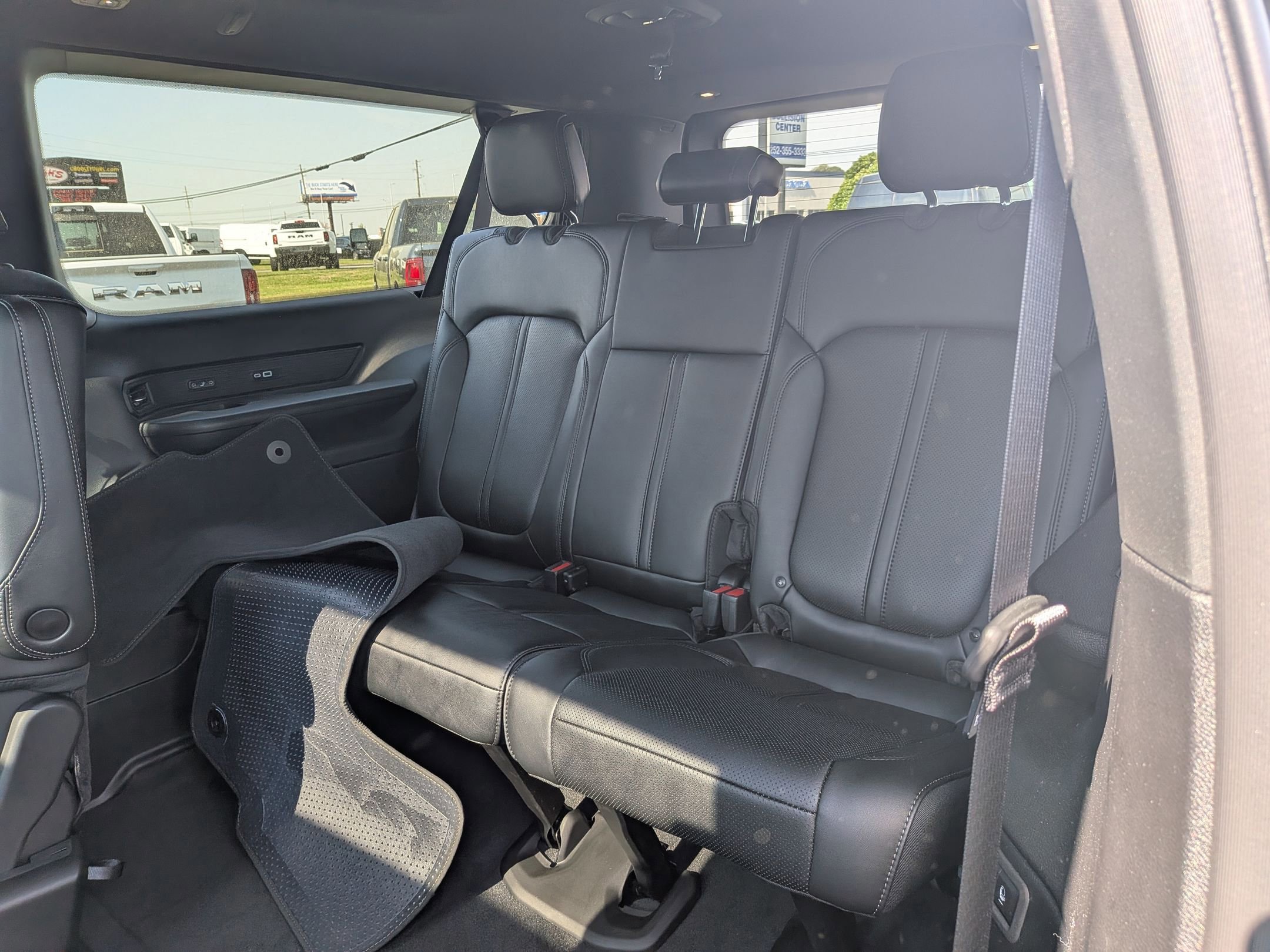 New 2026 Jeep Grand Wagoneer L Limited image 26