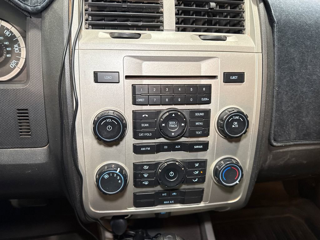 Used 2011 Ford Escape XLT AWD/4WD image 17