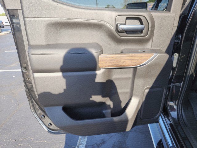 Used 2021 Chevrolet Silverado 1500 High Country w/ Technology Package image 26