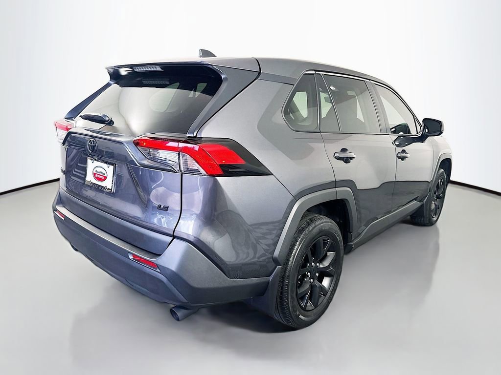 Certified 2024 Toyota RAV4 LE FWD image 5