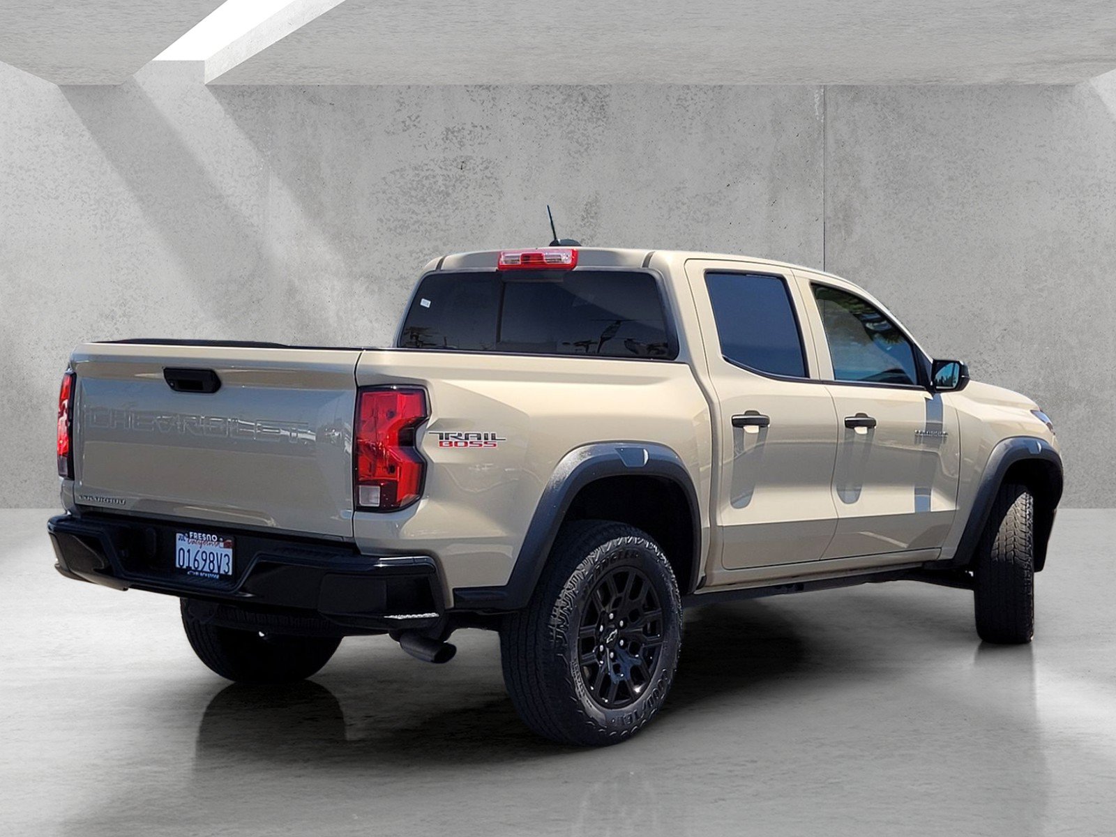 Used 2023 Chevrolet Colorado Trail Boss AWD/4WD image 4