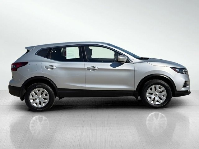 Used 2020 Nissan Rogue Sport S image 4