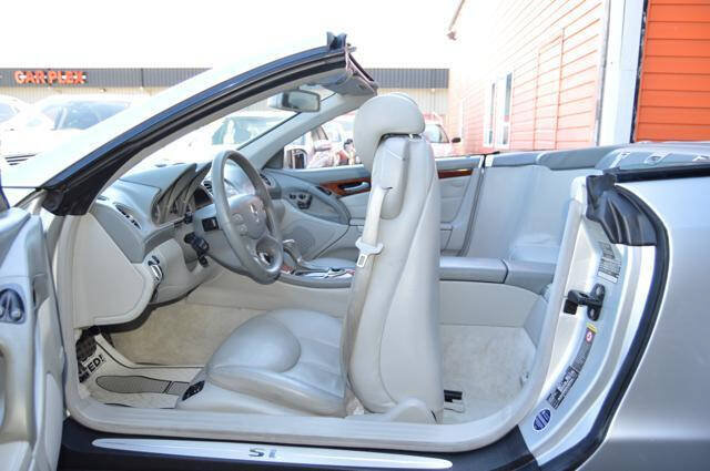 Used 2005 Mercedes-Benz SL 500 image 14