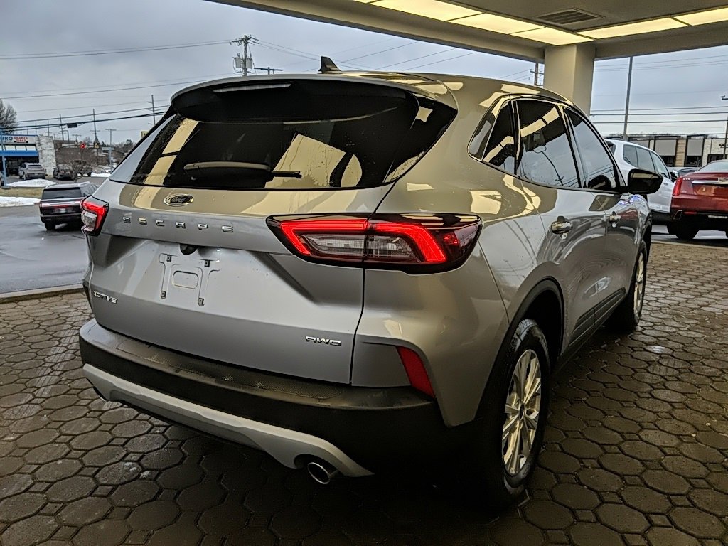 Used 2023 Ford Escape Active image 5