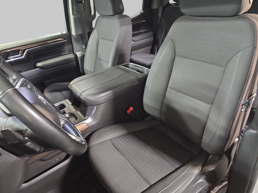 Used 2024 Chevrolet Silverado 1500 LT Trail Boss w/ Protection Package AWD/4WD image 17
