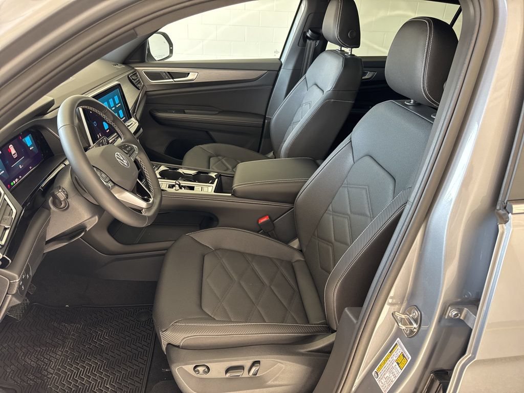 New 2026 Volkswagen Atlas Cross Sport SE AWD/4WD image 16