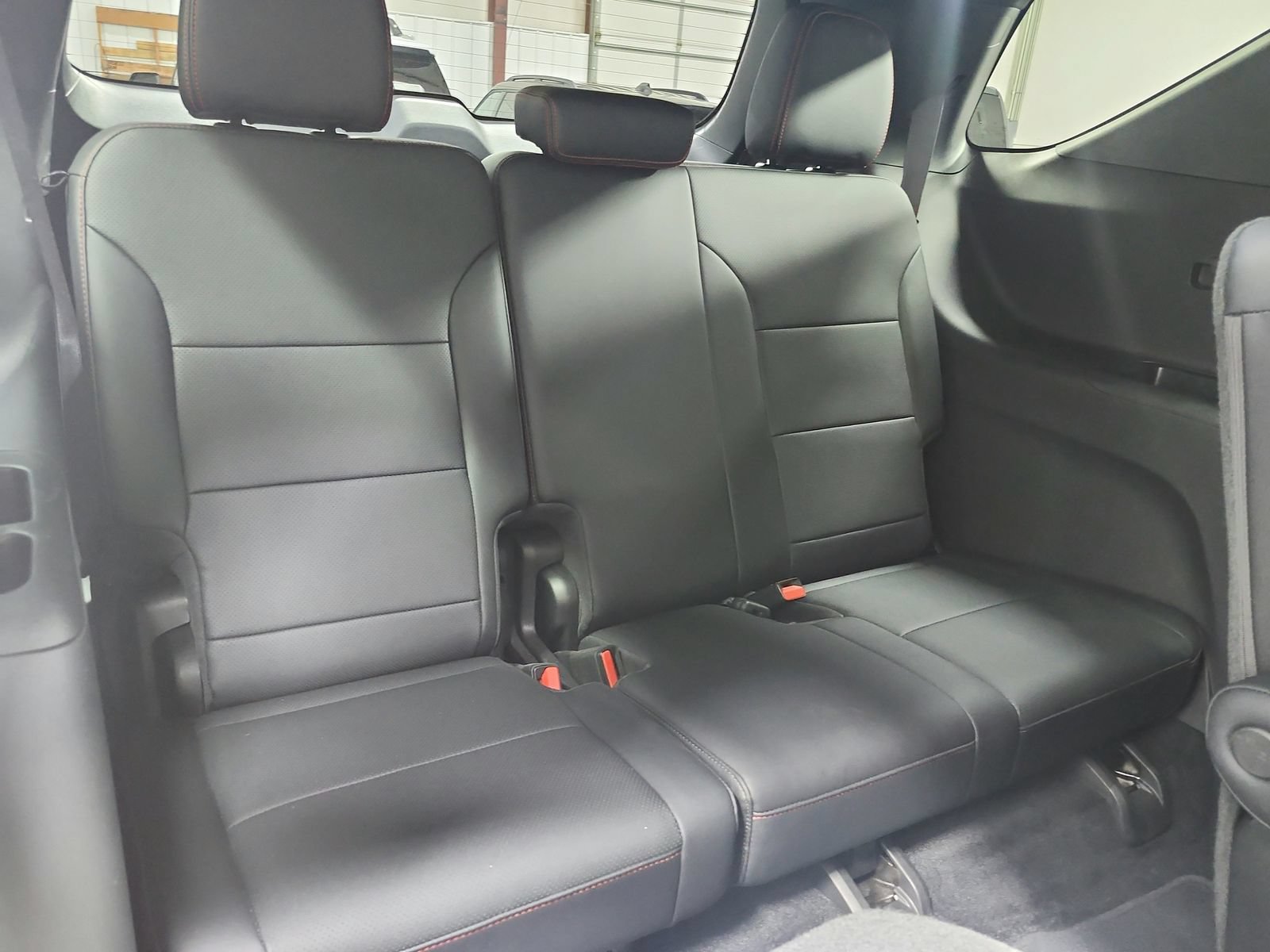 Used 2025 Chevrolet Traverse Z71 AWD/4WD image 45