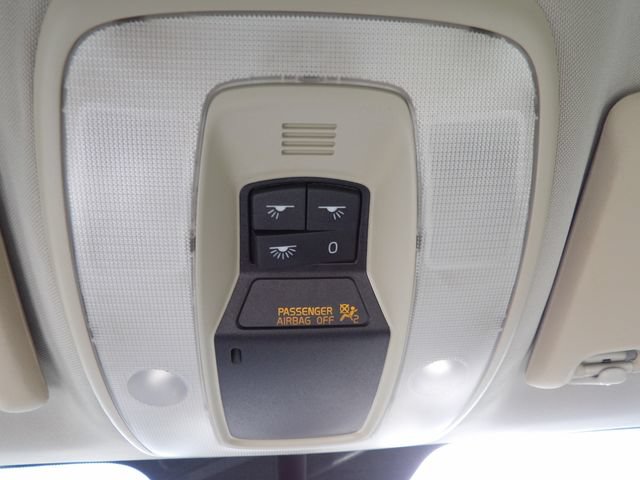 Used 2011 Volvo C30 T5 FWD image 31