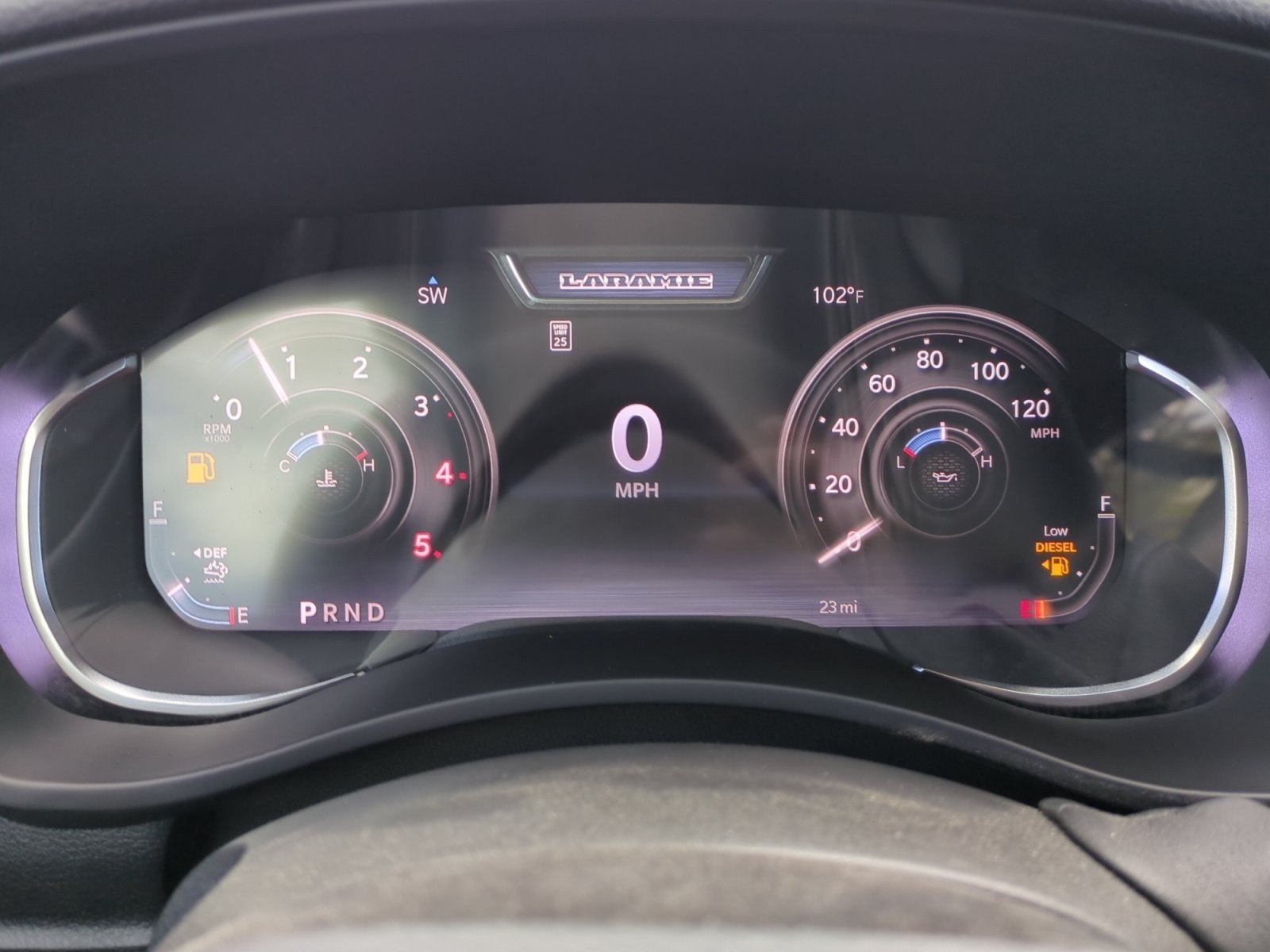 New 2026 RAM 2500 Laramie AWD/4WD image 10