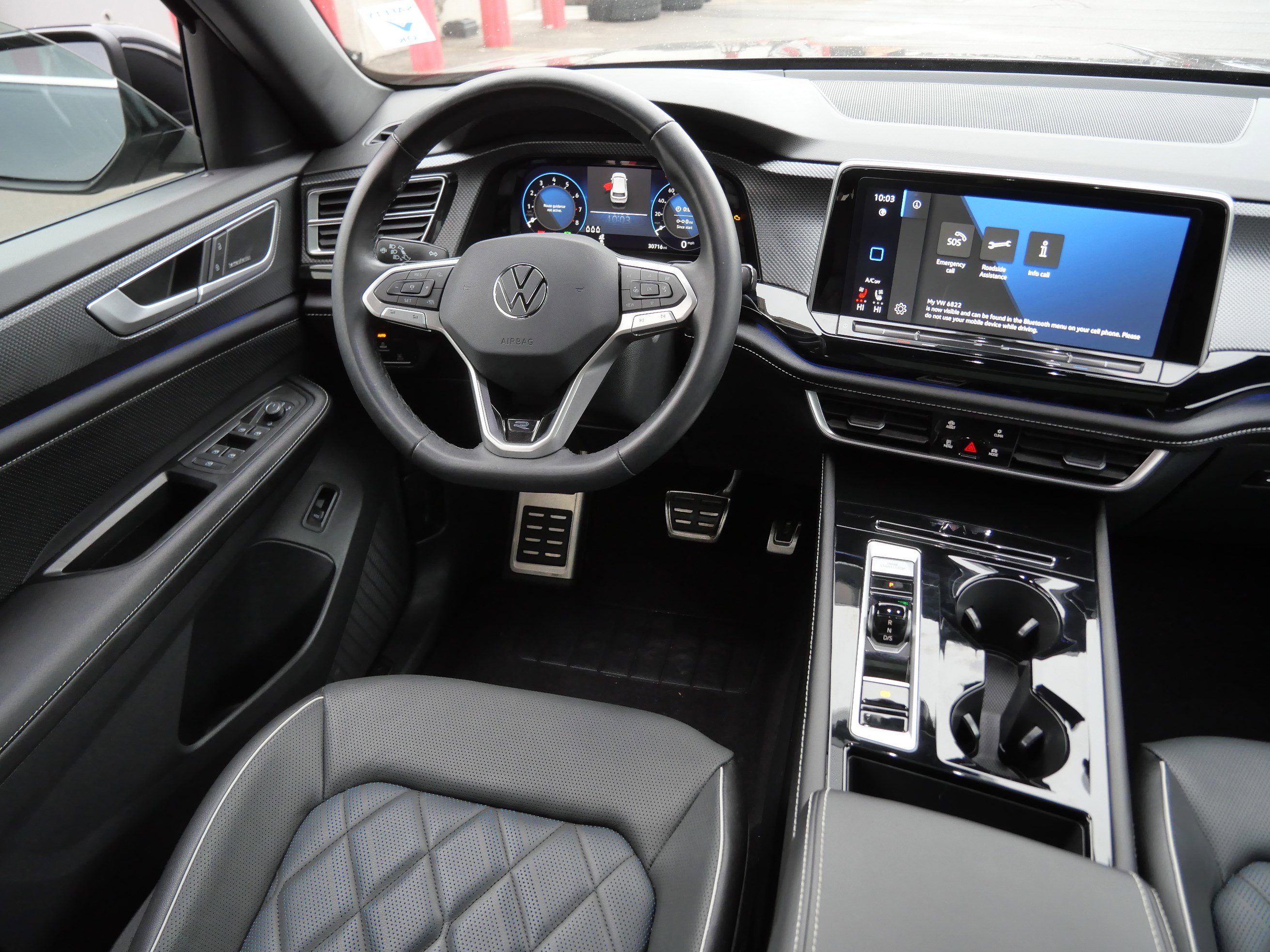 Used 2024 Volkswagen Atlas Cross Sport SEL Premium R-Line image 18