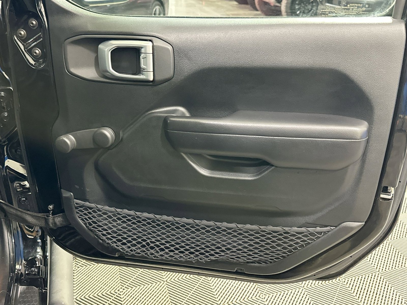 Used 2020 Jeep Wrangler Sport image 36