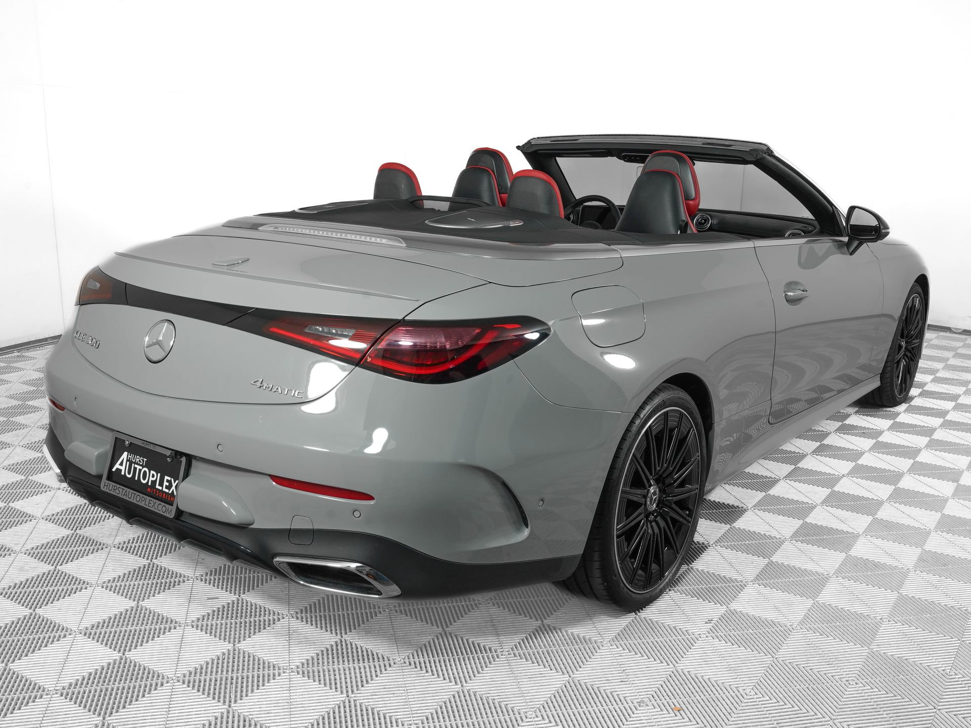 Used 2024 Mercedes-Benz CLE 300 4MATIC Cabriolet image 7