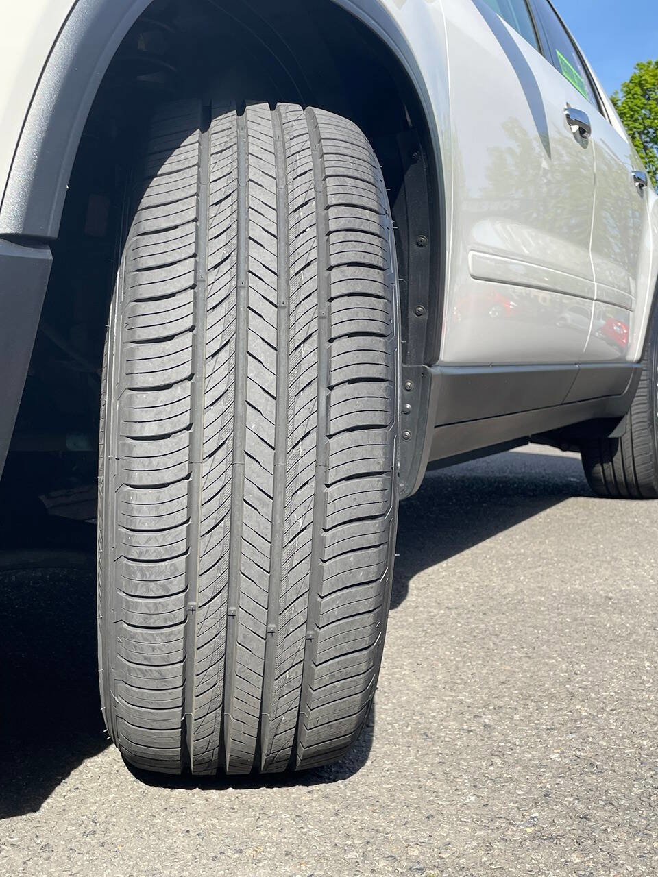 Used 2011 GMC Acadia SLE AWD/4WD image 11