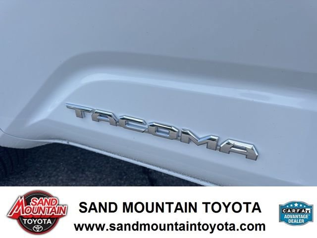 Used 2026 Toyota Tacoma SR5 AWD/4WD image 11