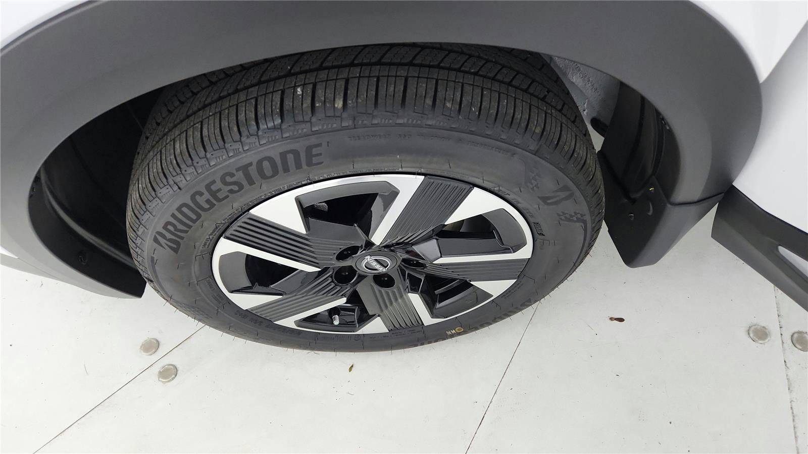 New 2026 Nissan Kicks SV w/ Cold Weather Package image 33