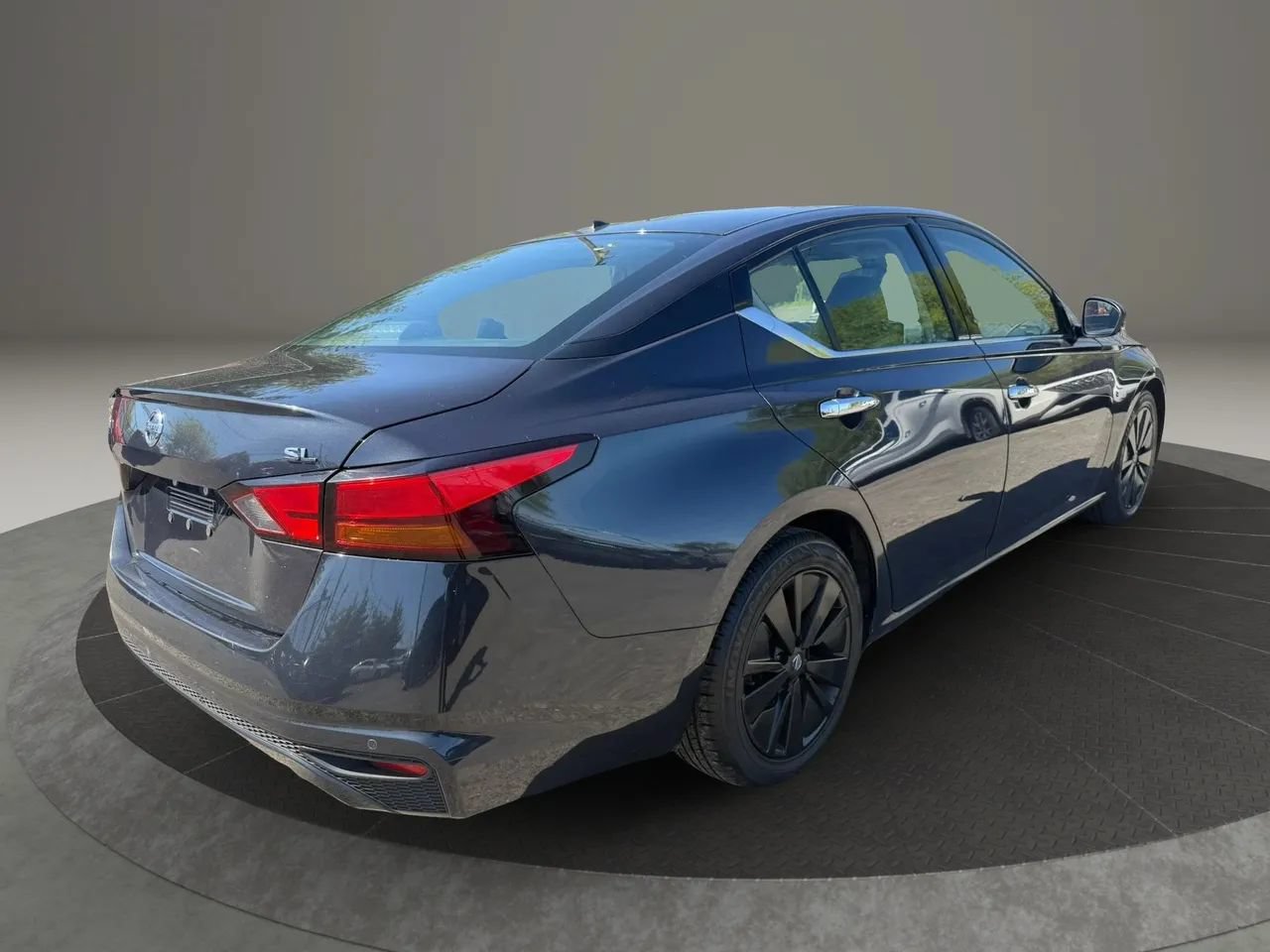 Used 2019 Nissan Altima 2.5 SL FWD image 5