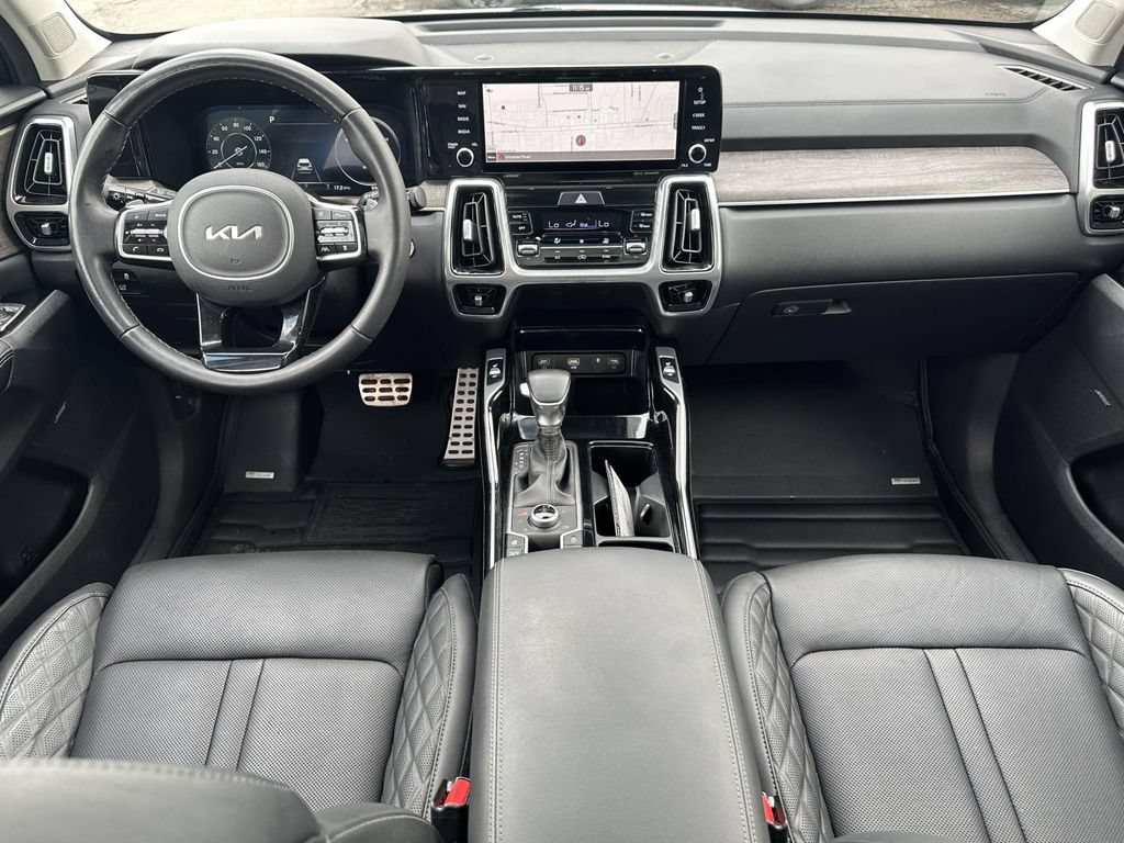 Used 2022 Kia Sorento SX Prestige AWD/4WD image 15