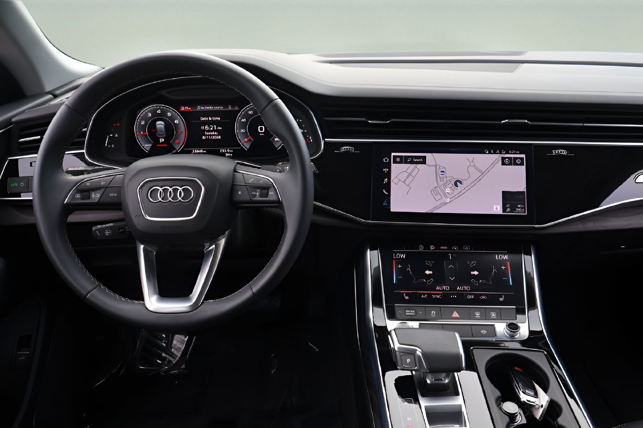 Used 2023 Audi Q8 Premium w/ Convenience Package AWD/4WD image 14