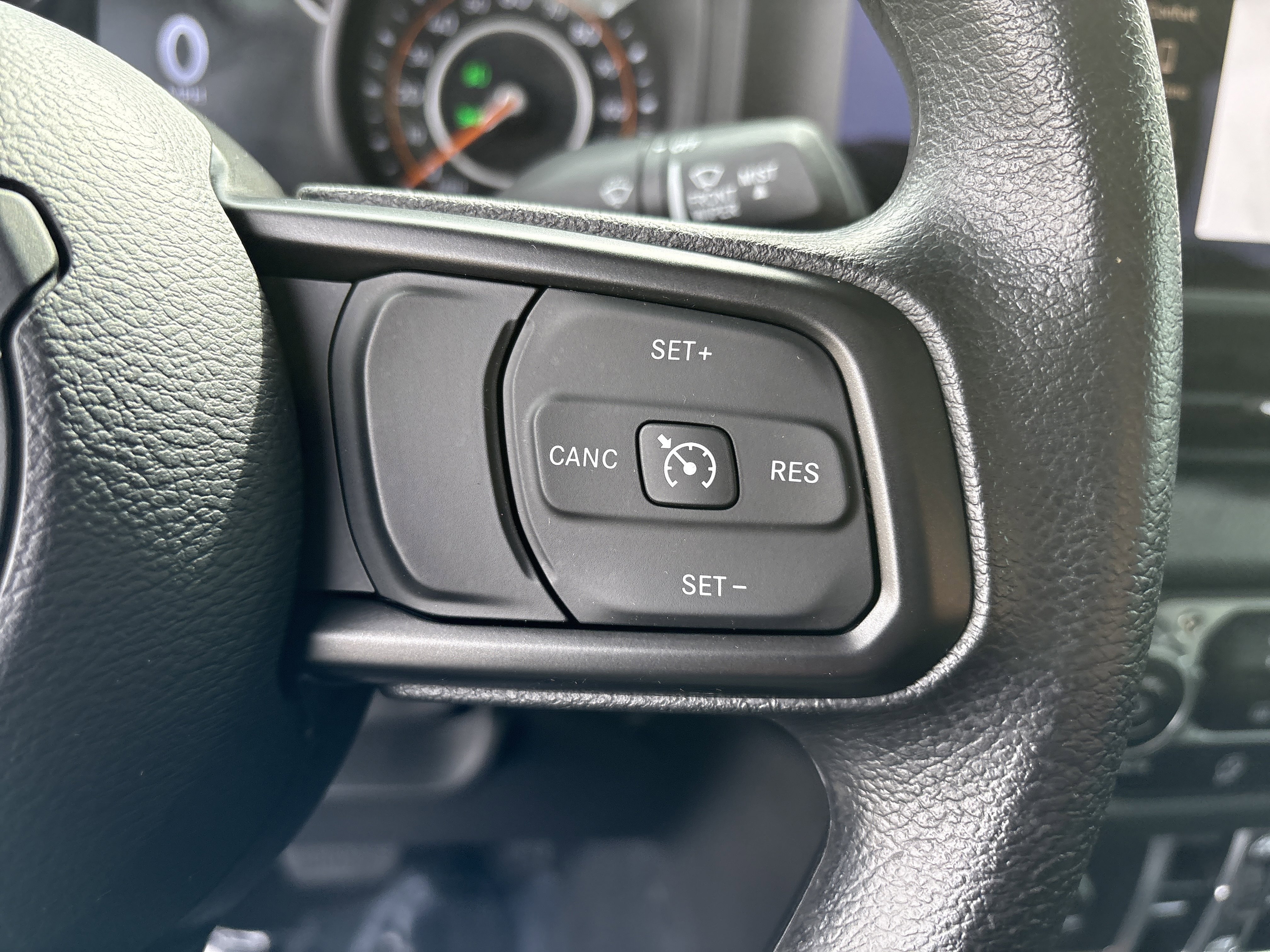 Certified 2025 Jeep Gladiator Nighthawk image 24