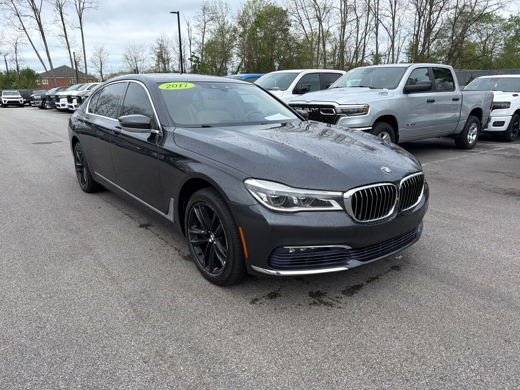 Used 2017 BMW 750i xDrive AWD/4WD image 4