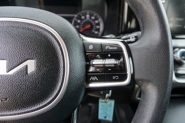 Used 2022 Kia Sorento LX image 21