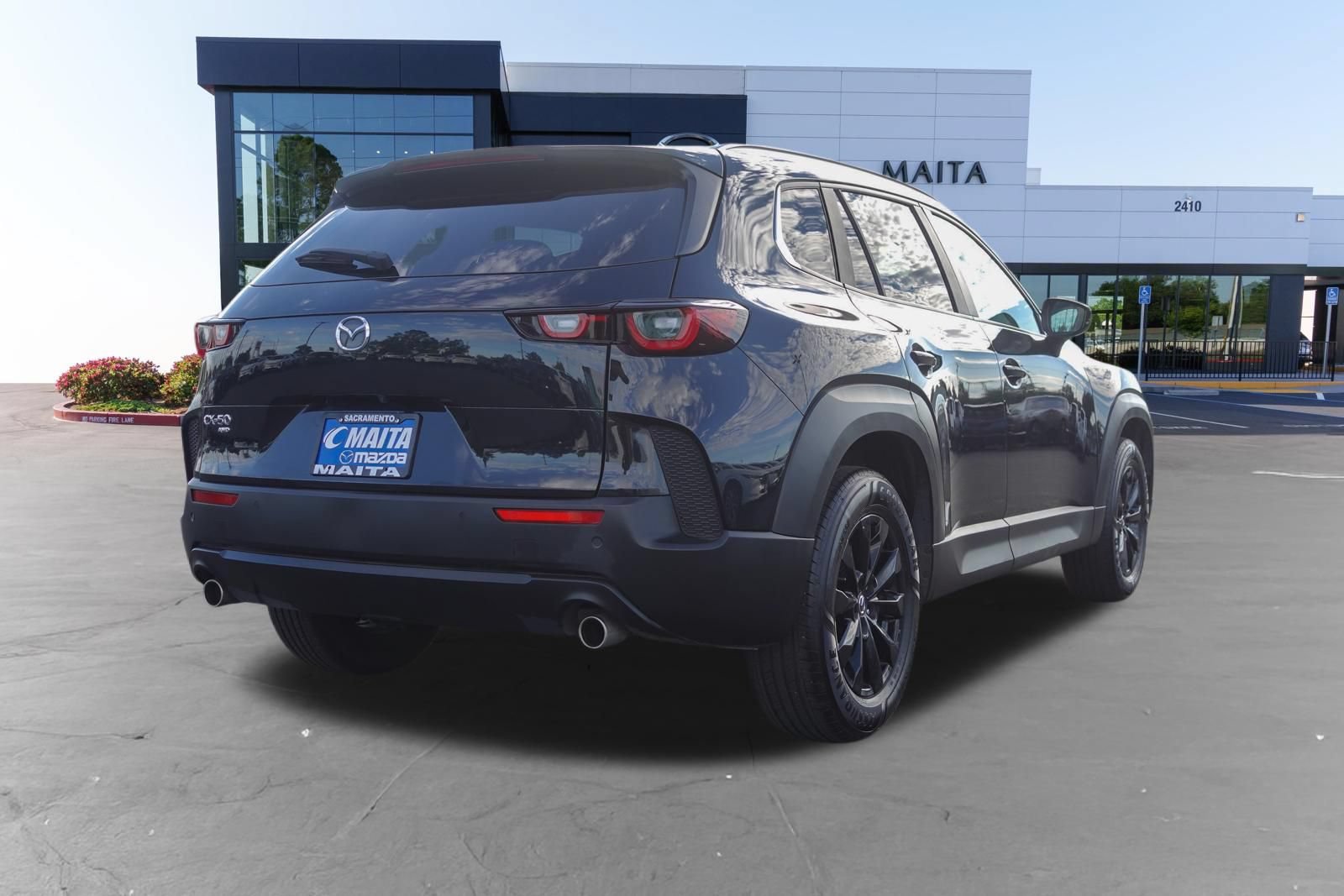 Used 2026 MAZDA CX-50 AWD 2.5 S w/ Preferred Pkg image 4