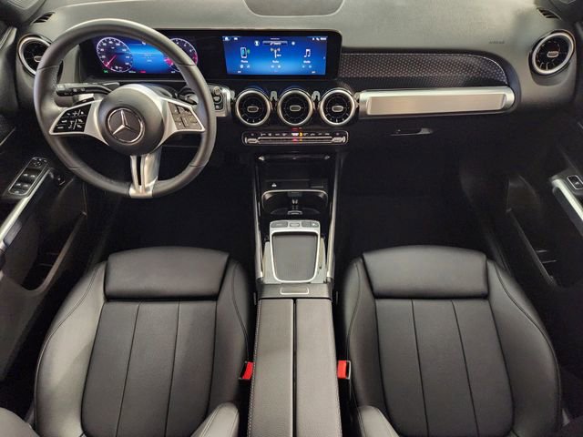 Used 2025 Mercedes-Benz GLB 250 GLB 250 image 4