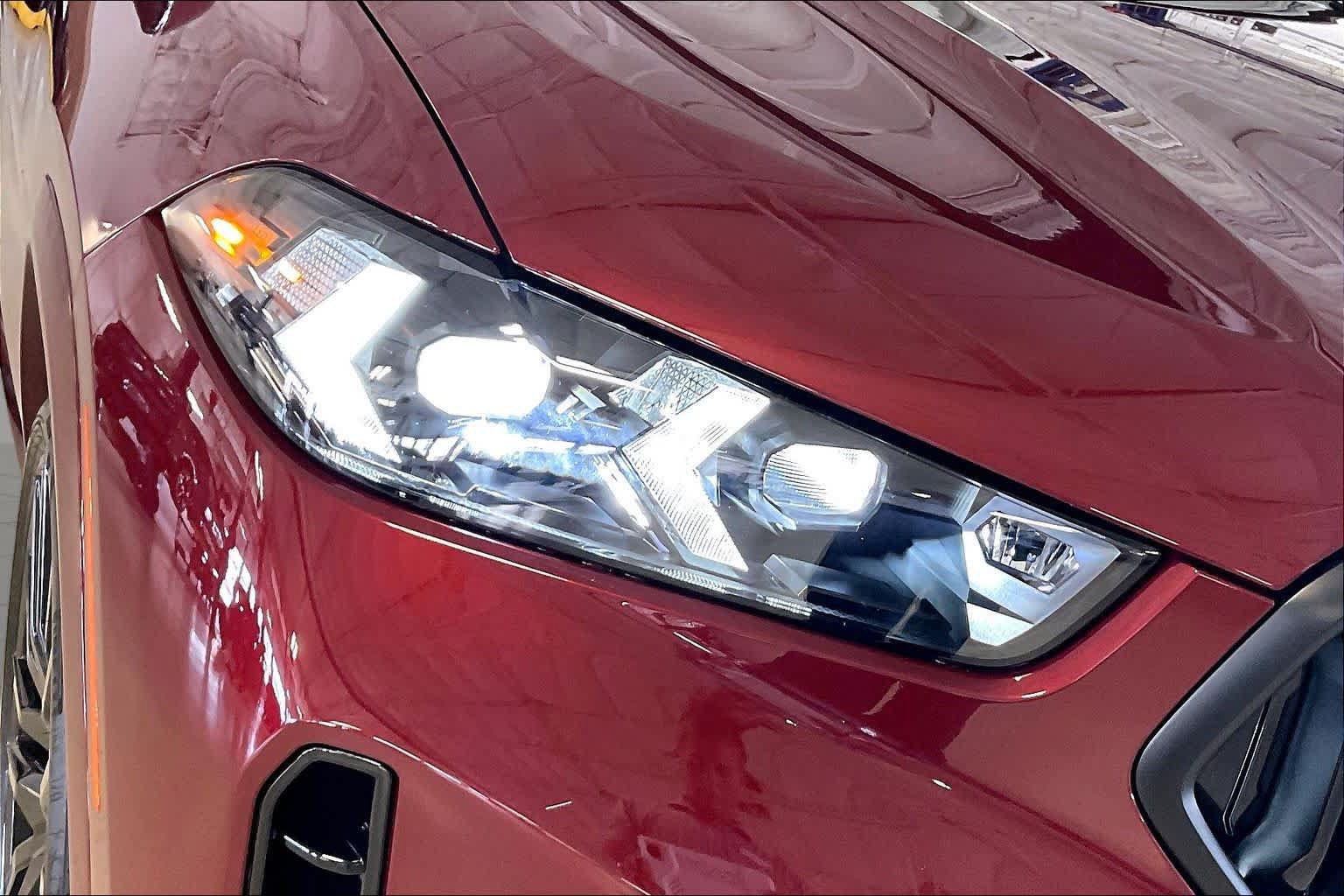New 2027 BMW X6 xDrive40i AWD/4WD image 13