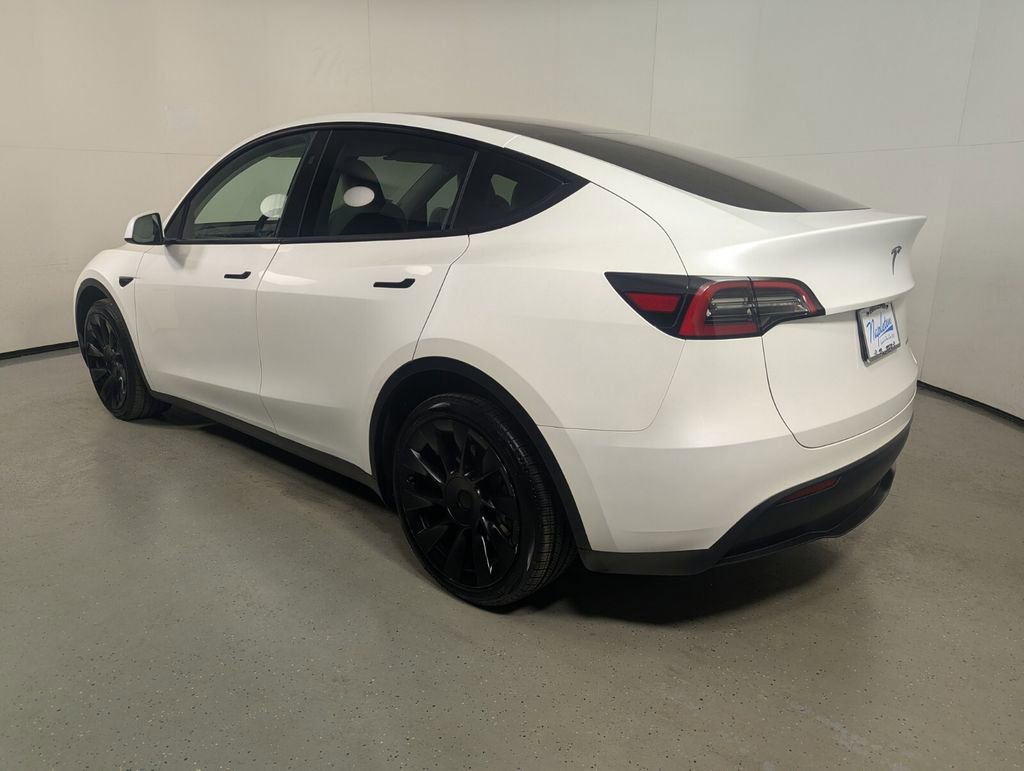 Used 2023 Tesla Model Y Long Range image 6