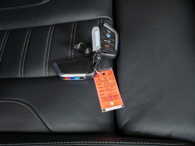Used 2025 BMW M2 w/ Lighting Package RWD image 34
