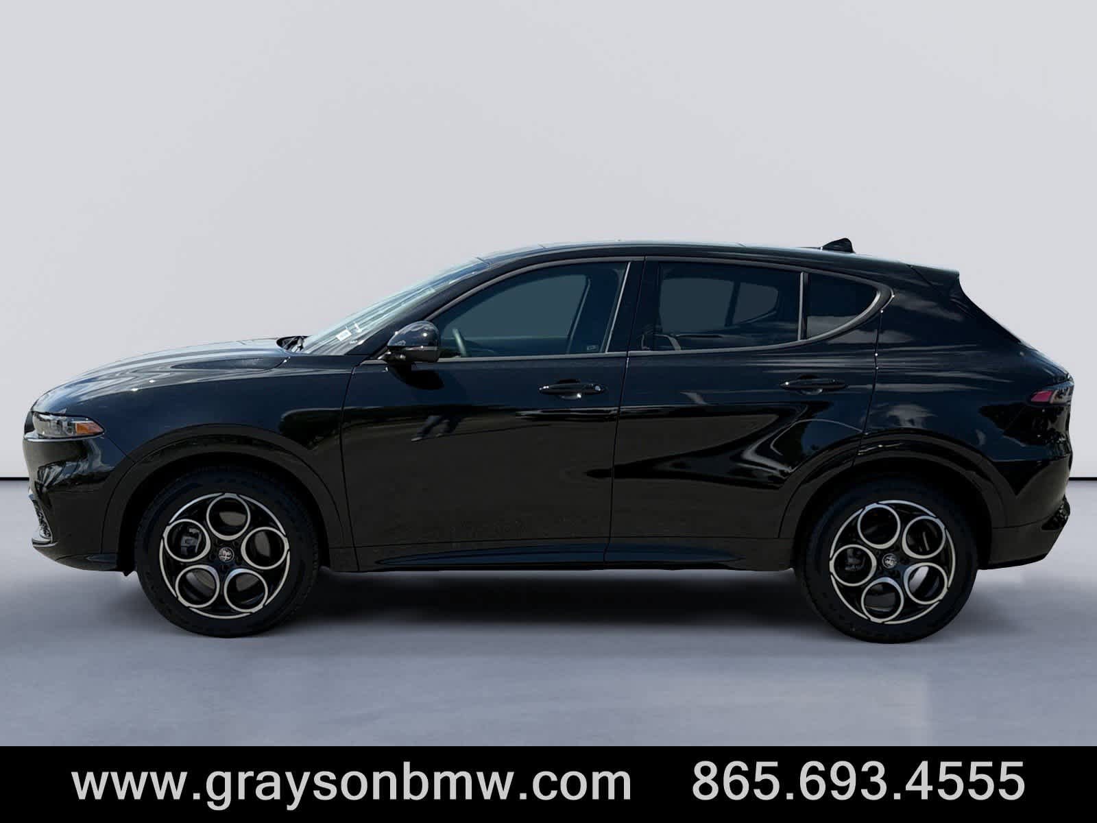 Used 2025 Alfa Romeo Tonale AWD/4WD image 6