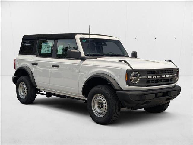 New 2025 Ford Bronco 4-Door image 5