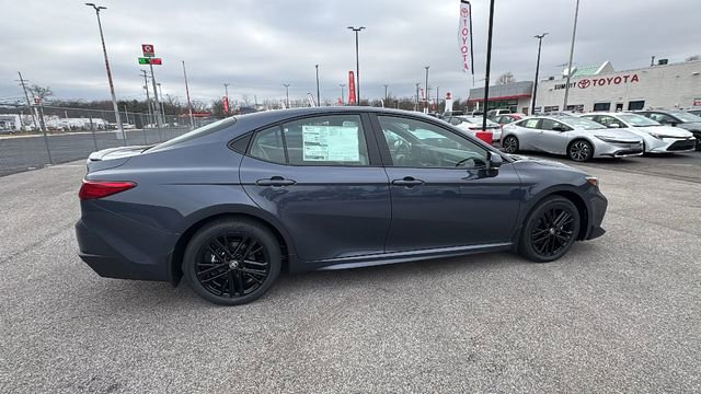 New 2026 Toyota Camry SE image 7