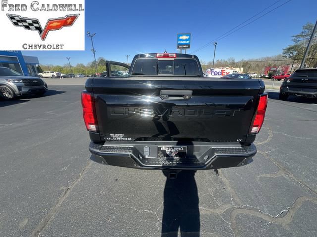 Used 2024 Chevrolet Colorado LT w/ LT Convenience Package III image 37