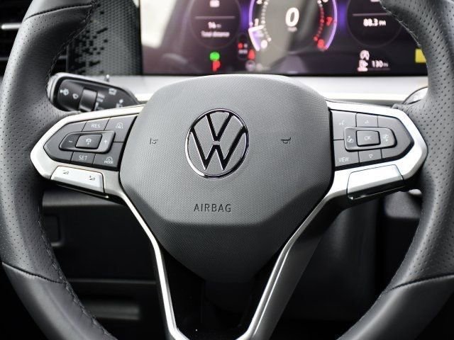 New 2026 Volkswagen Tiguan SE R-Line AWD/4WD image 19