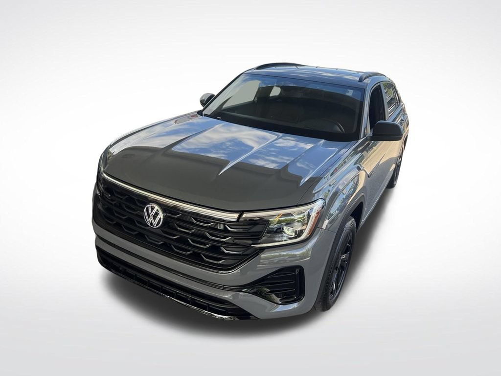 Used 2025 Volkswagen Atlas Cross Sport SEL R-Line AWD/4WD image 39