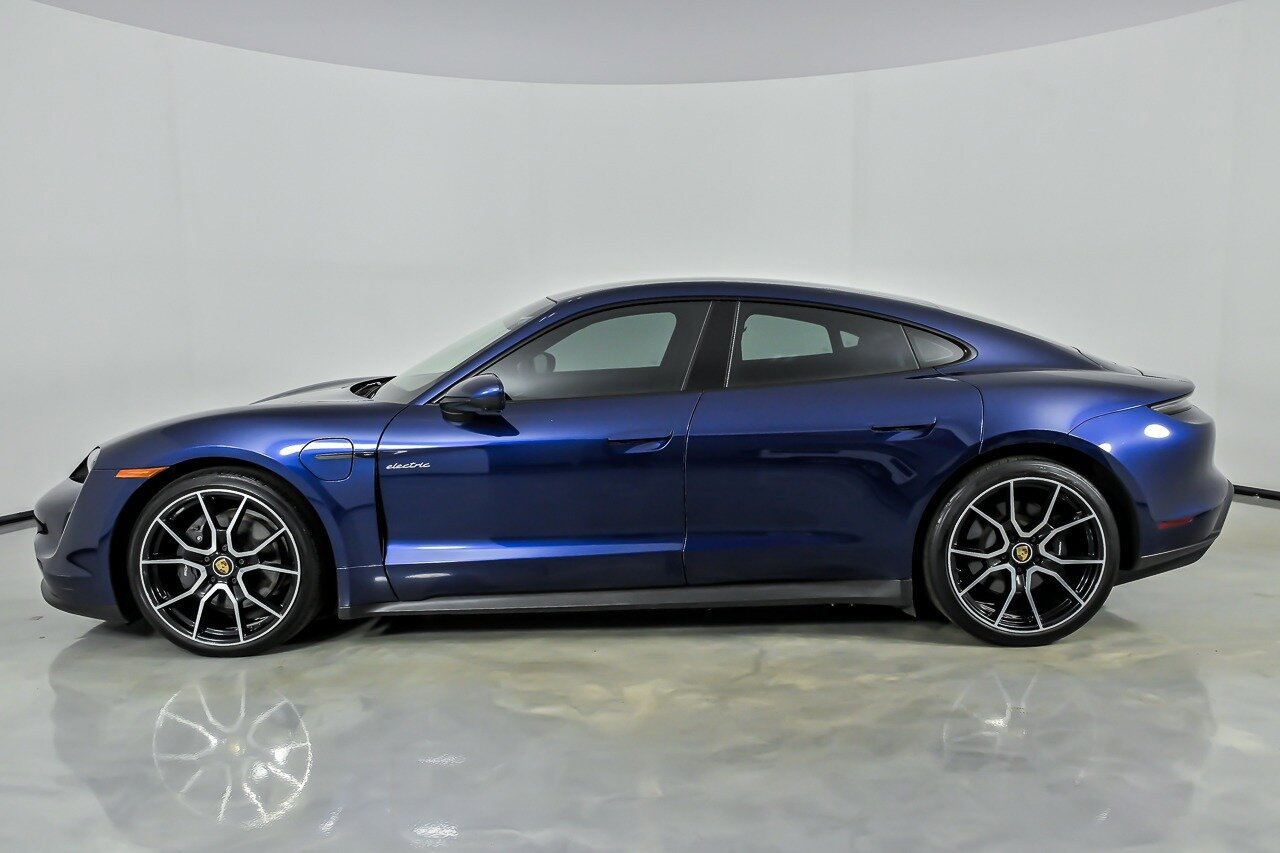 Used 2023 Porsche Taycan RWD image 6