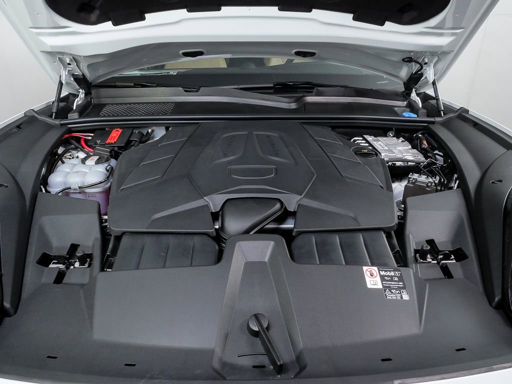 New 2026 Porsche Cayenne image 37