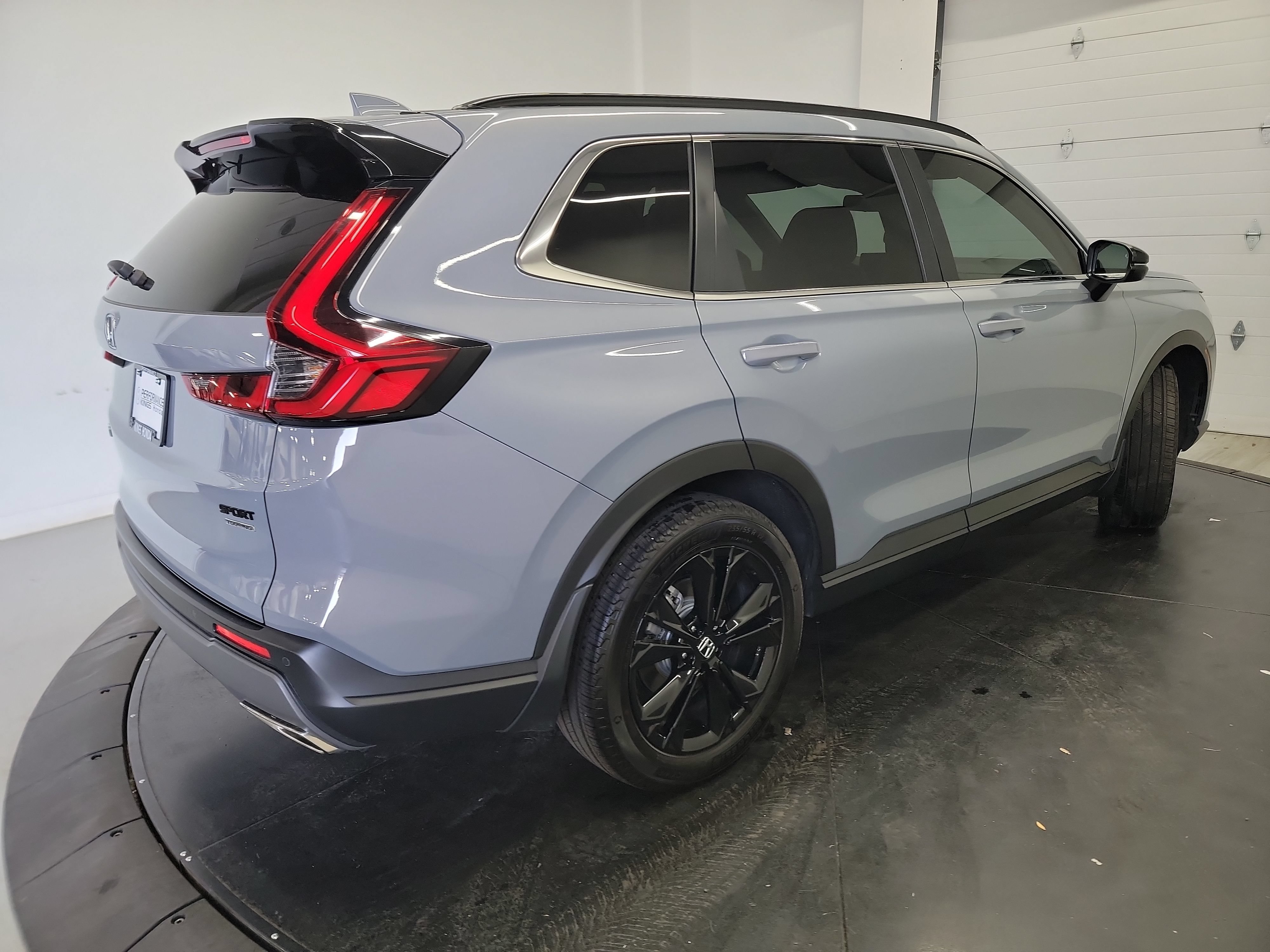 Used 2024 Honda CR-V Sport Touring image 9