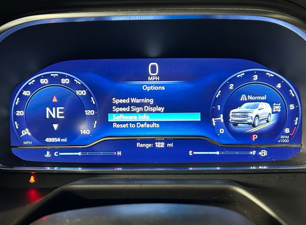 Used 2023 Chevrolet Tahoe Z71 w/ Luxury Package AWD/4WD image 28