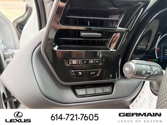 New 2026 Lexus TX 500h AWD image 24