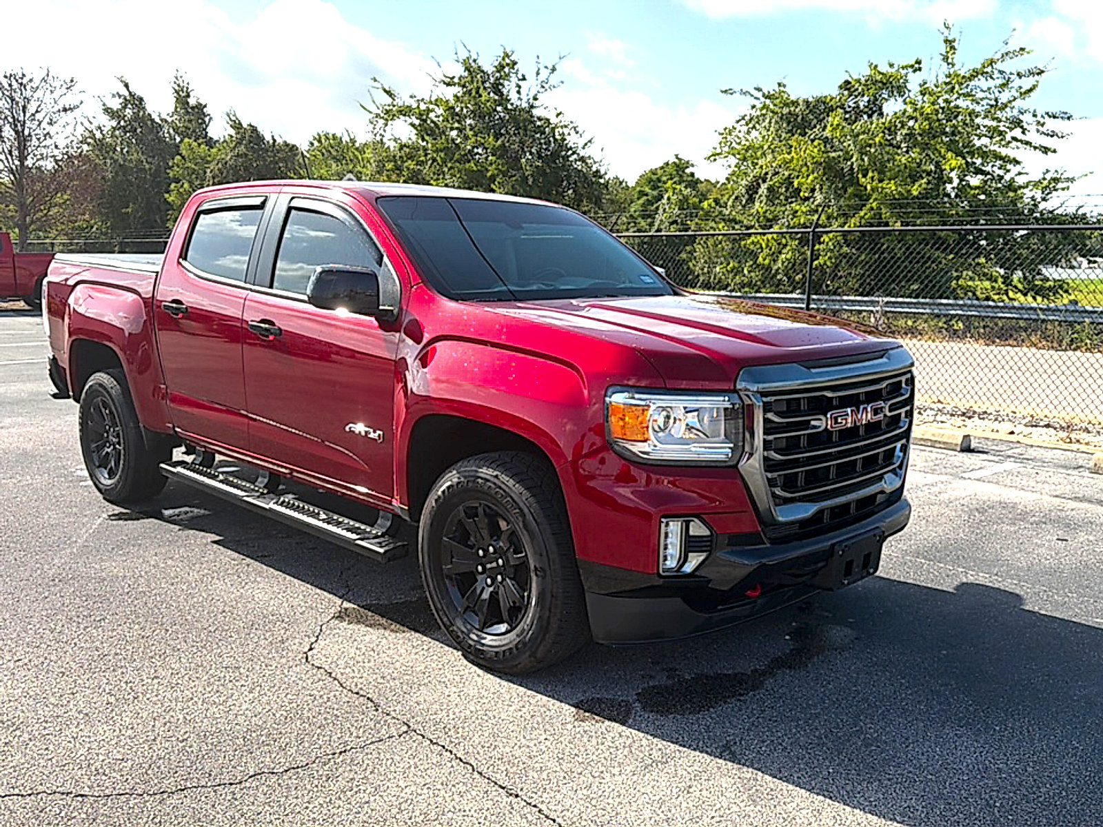 Used 2021 GMC Canyon AT4 AWD/4WD image 4
