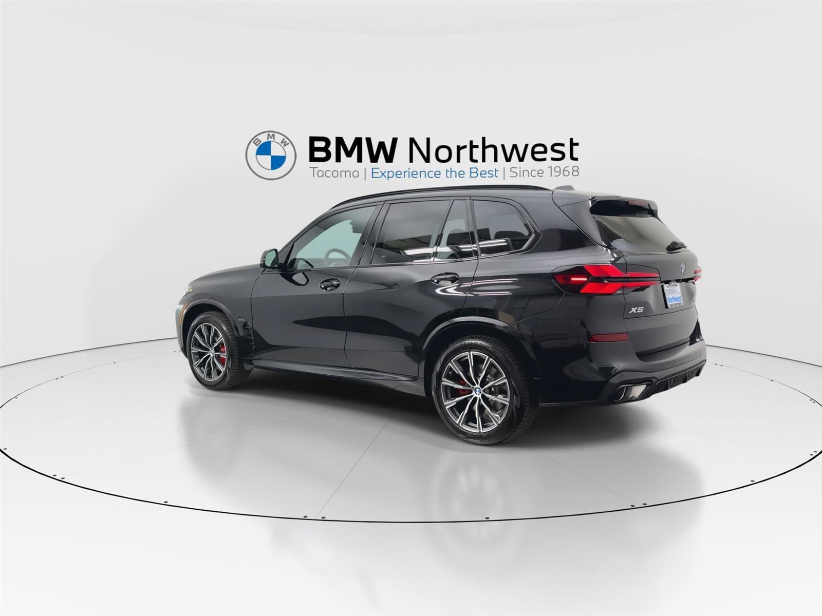 New 2026 BMW X5 xDrive40i w/ M Sport Package AWD/4WD image 12